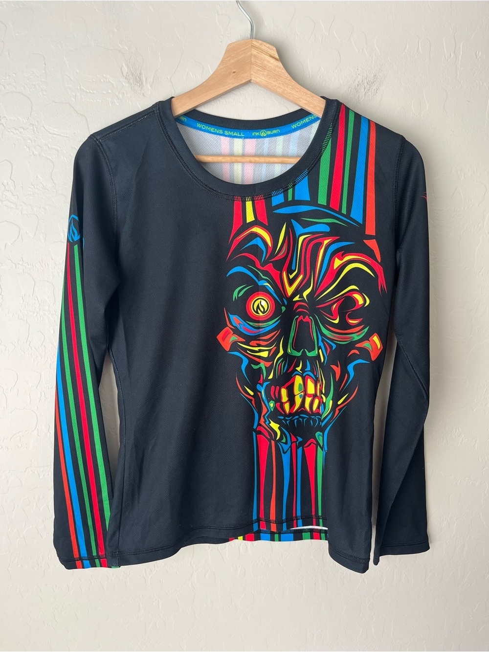 Inknburn Run or Die Skull Print Long Sleeve Athletic Top Black Size Small